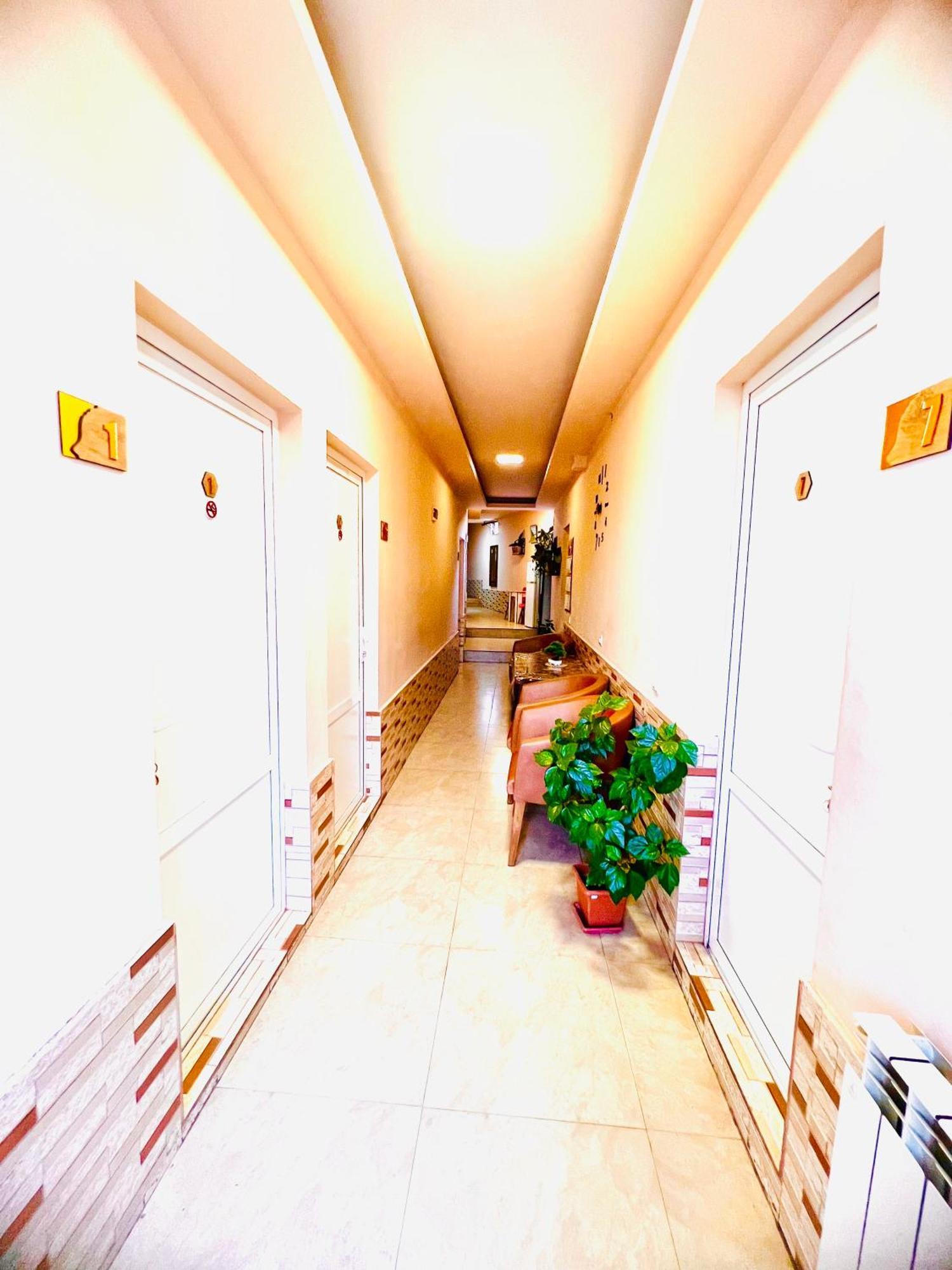 Marnar Hotel 예레반 외부 사진