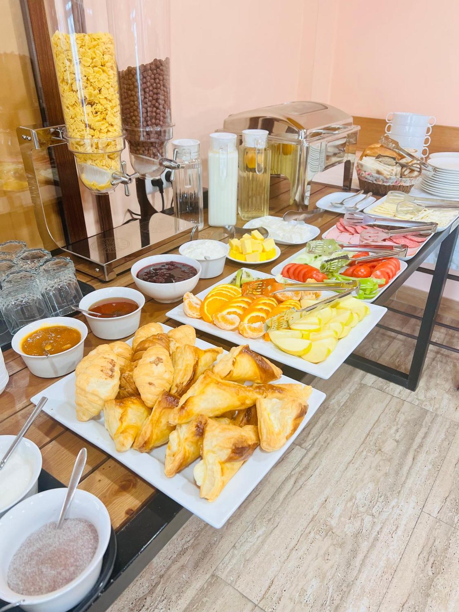 Marnar Hotel 예레반 외부 사진