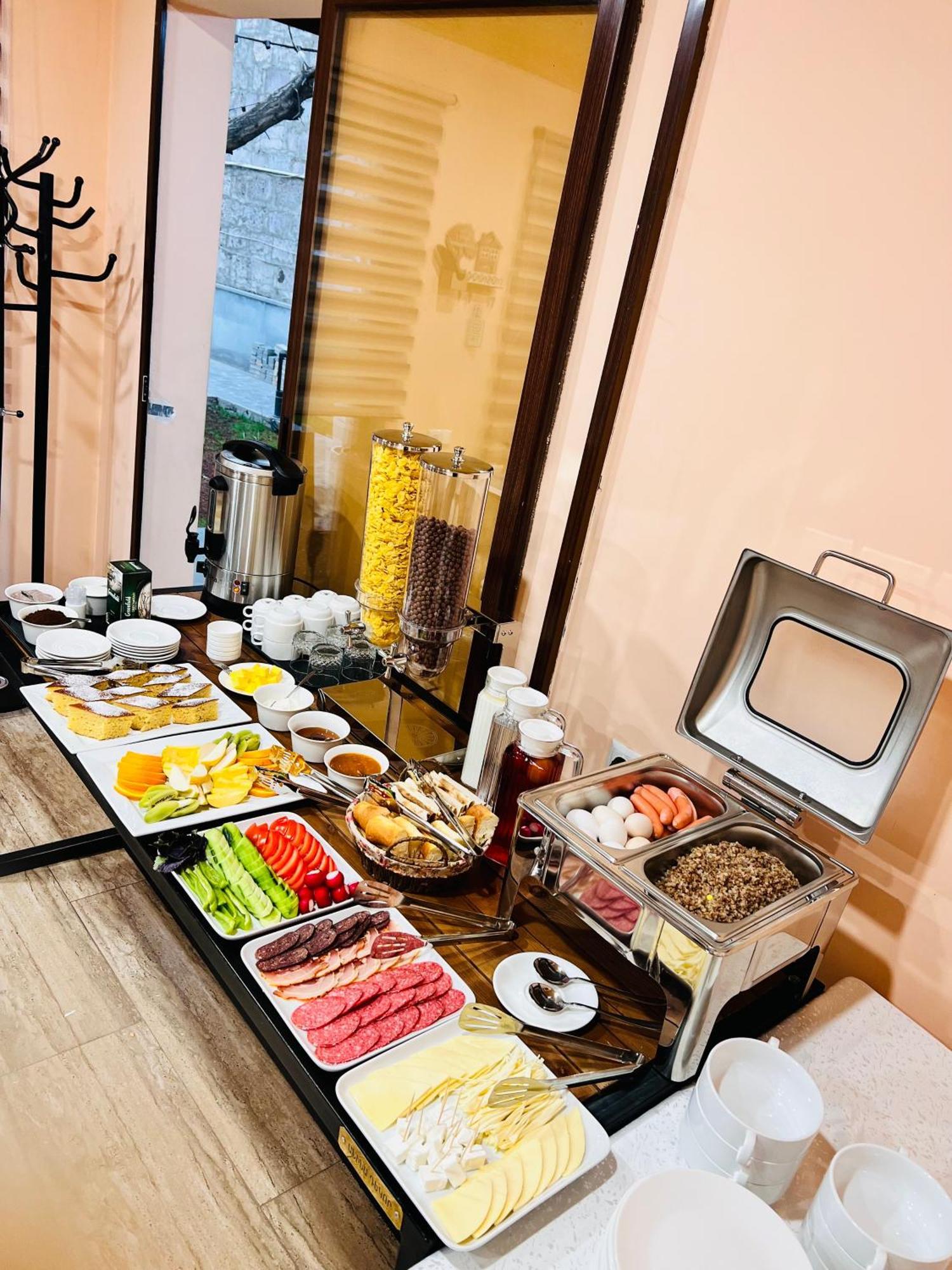Marnar Hotel 예레반 외부 사진