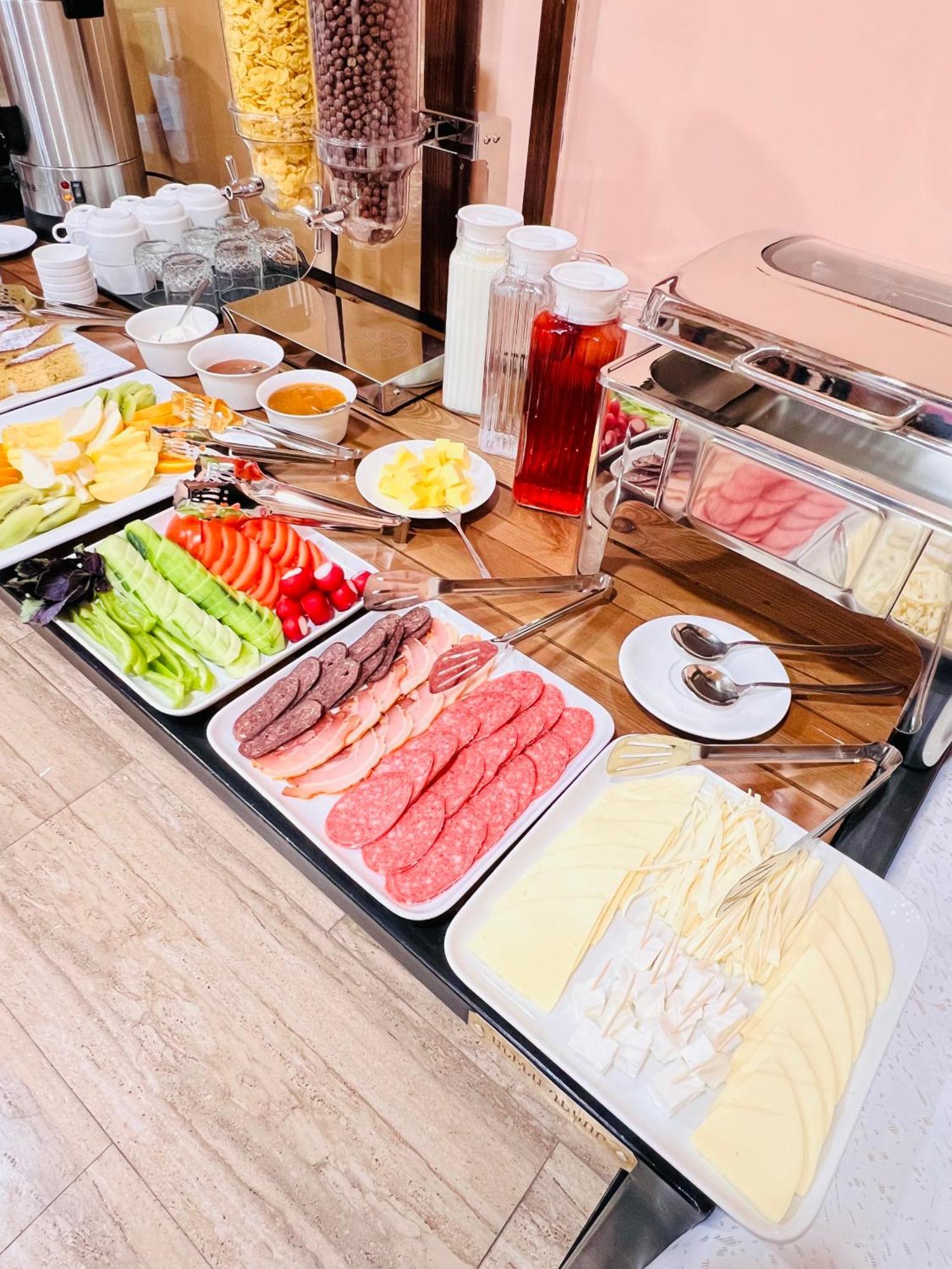 Marnar Hotel 예레반 외부 사진